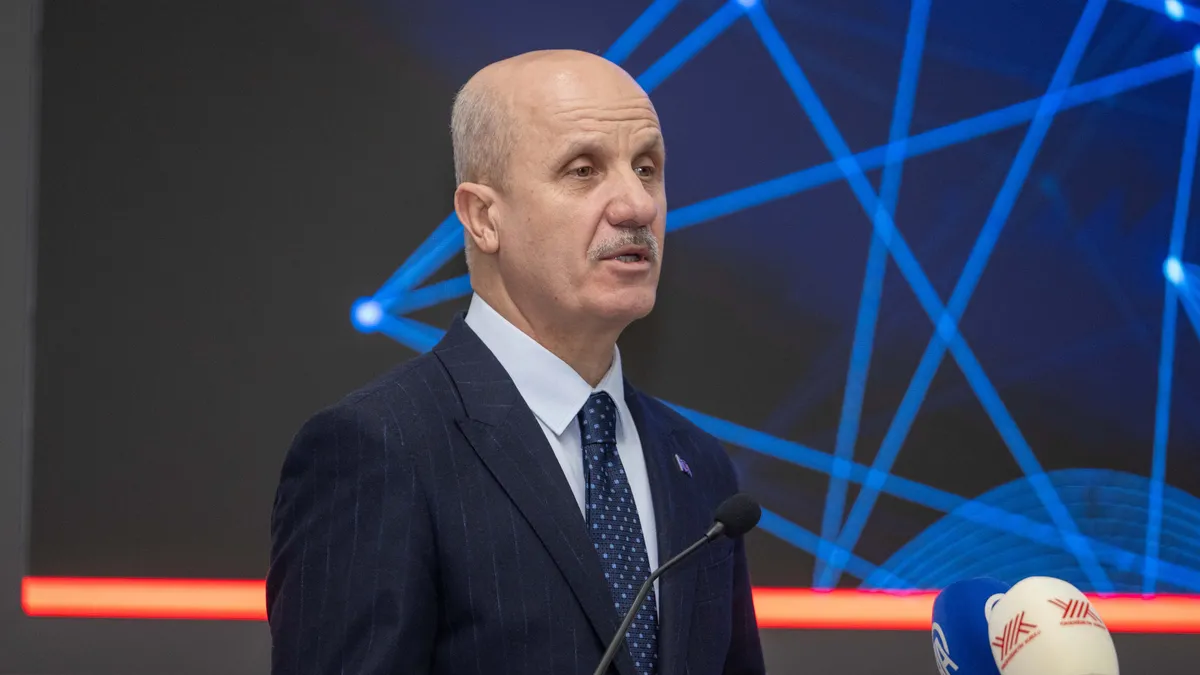 YÖK Başkanı Özvar duyurdu! Uygulamalı eğitim modelleri devrede