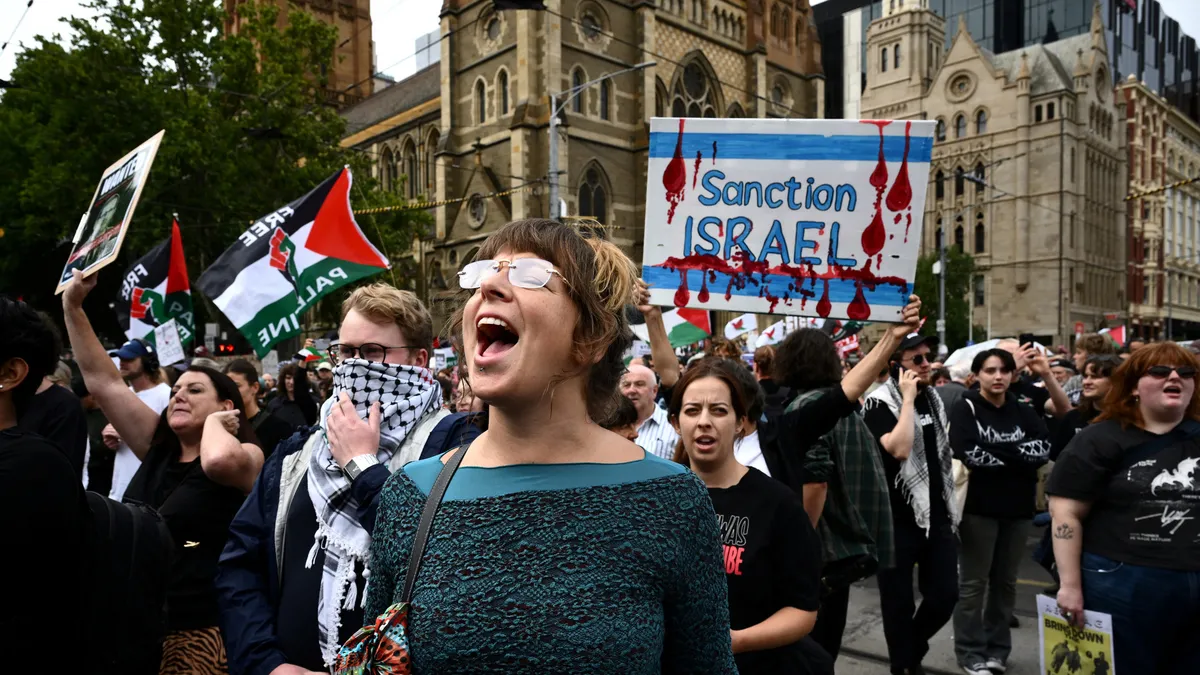 Yahudi generalden İsrail için “yıkılış” uyarısı! “100 yılını tamamlayamadan uçuruma sürükleniyor”