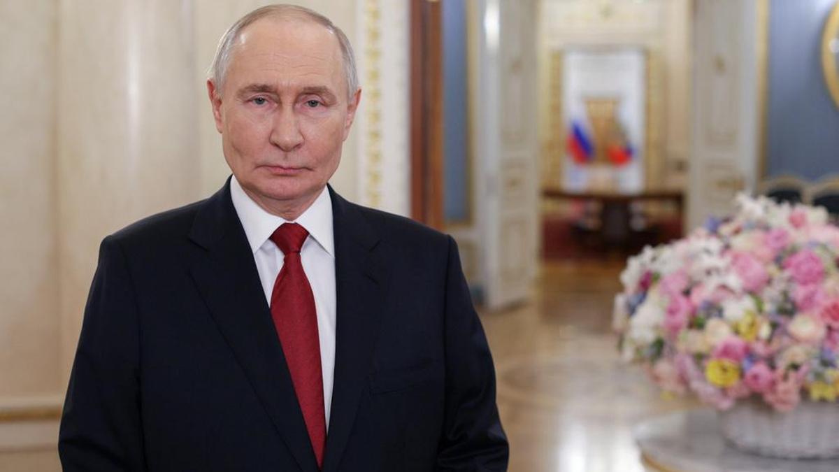 Putin’in öksürük krizi: Kremlin yanlışlıkla mı paylaştı? Çok konuşulan r…