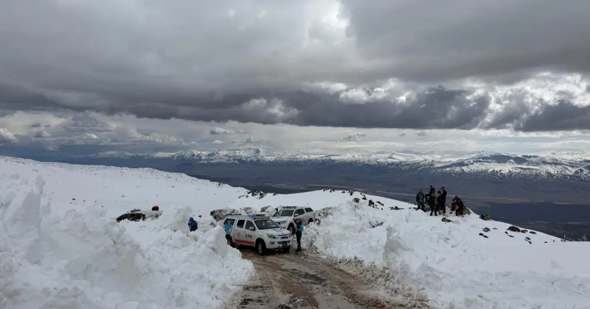 Ağrı’da kaybolan kadın dağcı için arama çalışması başlatıldı