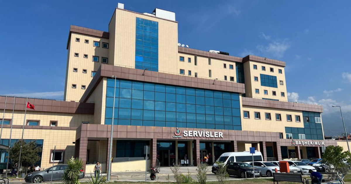 Aniden fenalaşan adam hayatını kaybetti