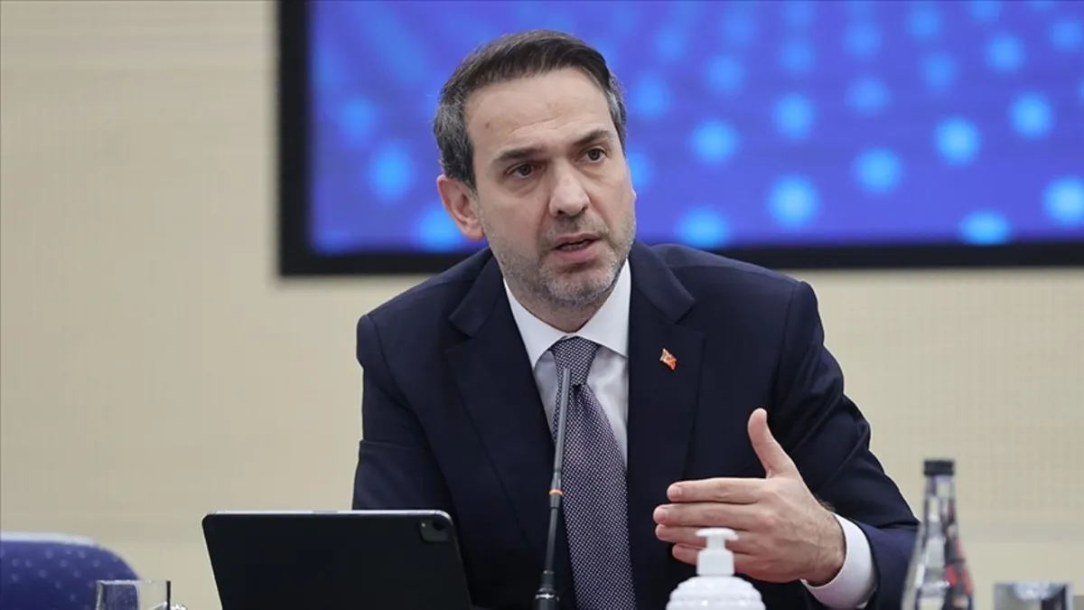 Bakan Bayraktar duyurdu: Enerji arz güvenliğimizde sıkıntı yok