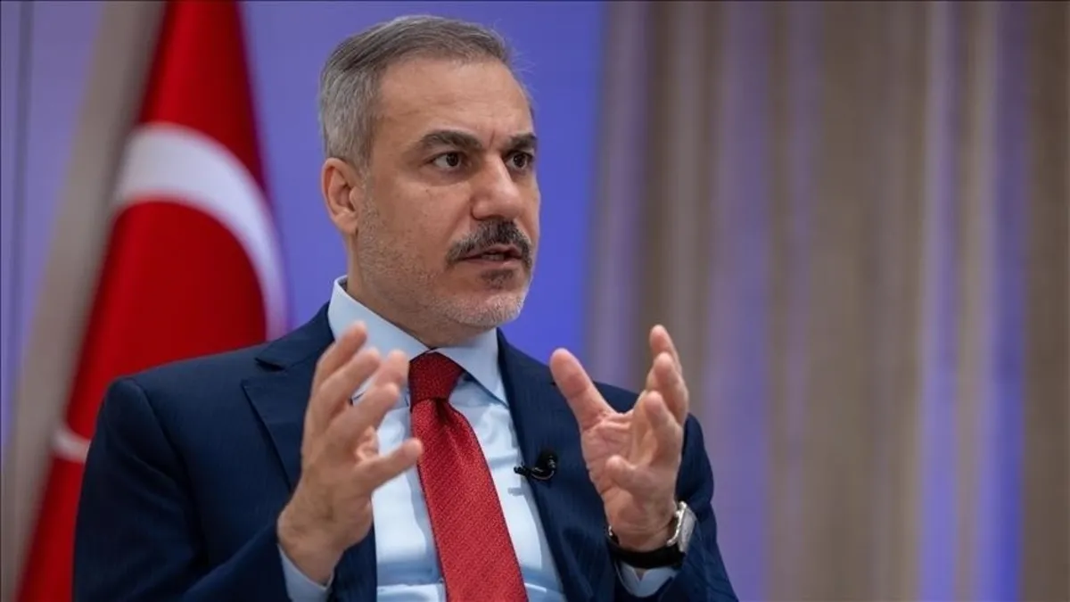 Bakan Fidan İran Dışişleri Bakanı Arakçi ile görüştü! “Türk hava sahasının ihlal edilmesi kabul edilemez”