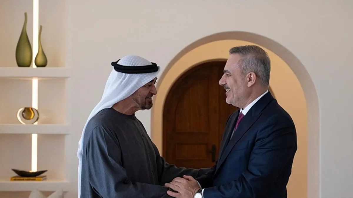 Bakan Fidan’dan BAE’de diplomasi trafiği! Al Nahyan ile görüştü