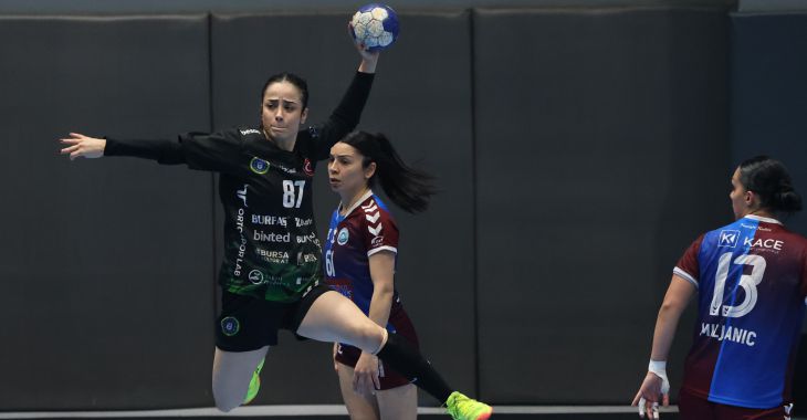 Bursa Büyükşehir Belediyespor zirveyi sevdi