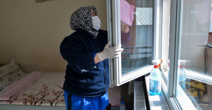 Bursa Büyükşehir evde bakım ve temizlik hizmetiyle gönüllere dokunuyor