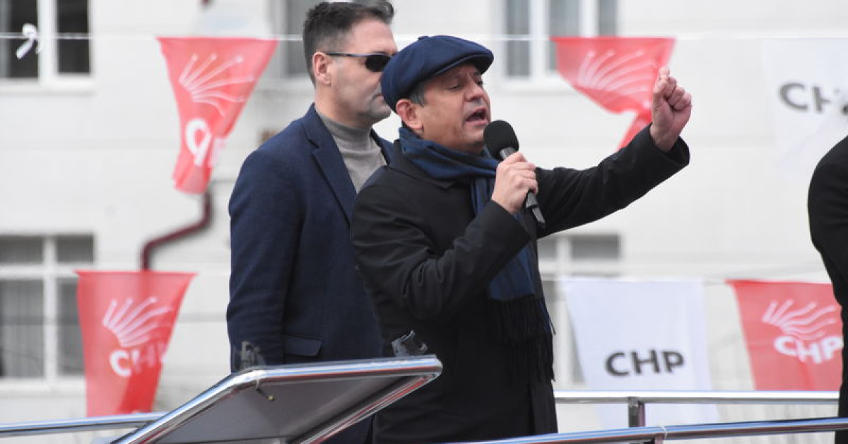 CHP lideri Özel Uşak’ta konuşuyor