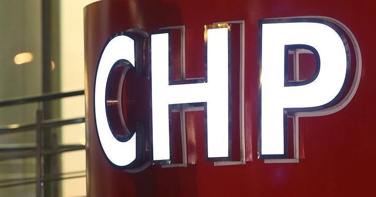 CHP’li iki üye partilerinden istifa etti