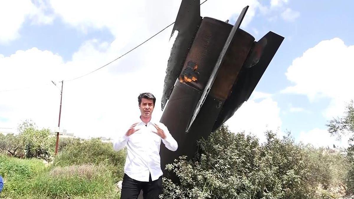 CNN TÜRK İsrail’e düşen İran füzesini di