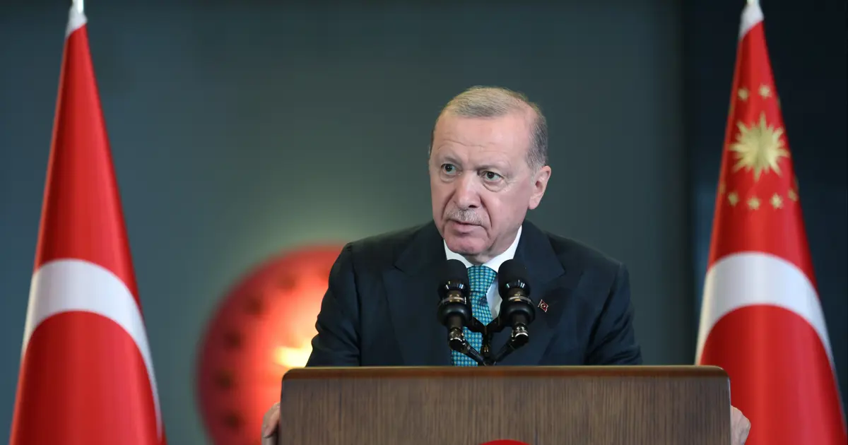 Cumhurbaşkanı Erdoğan, Meclis’teki iftar programında konuşuyor. “Bir eksen kaymasını küresel düzeyde tecrübe ediyoruz”
