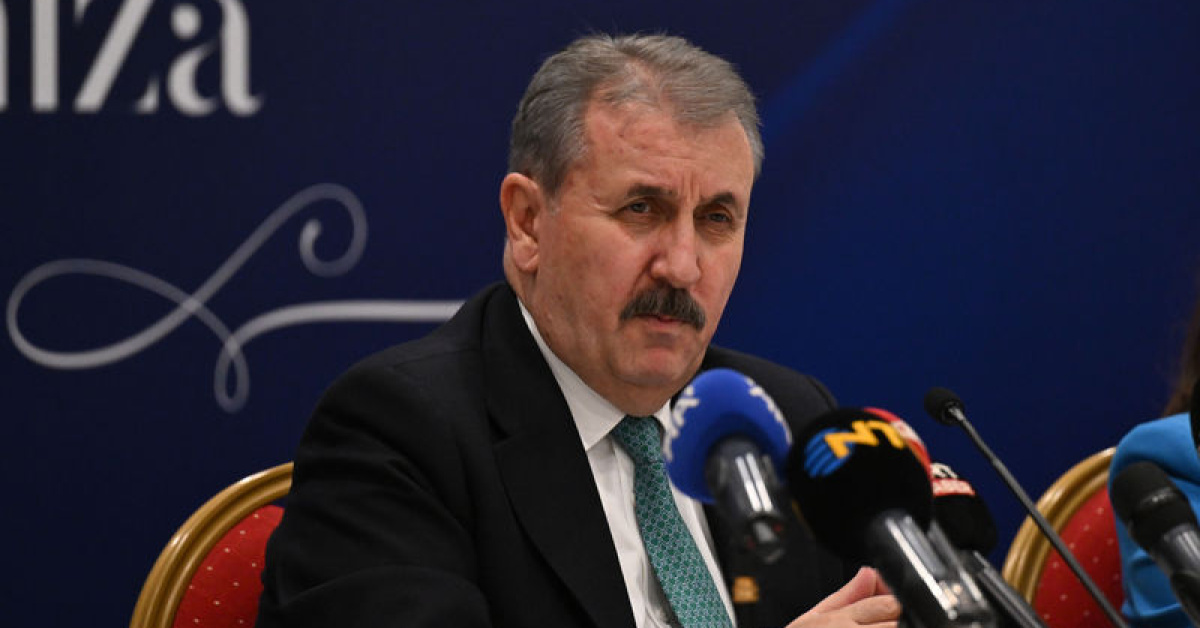 Cumhurbaşkanımızın adaylığını istiyoruz