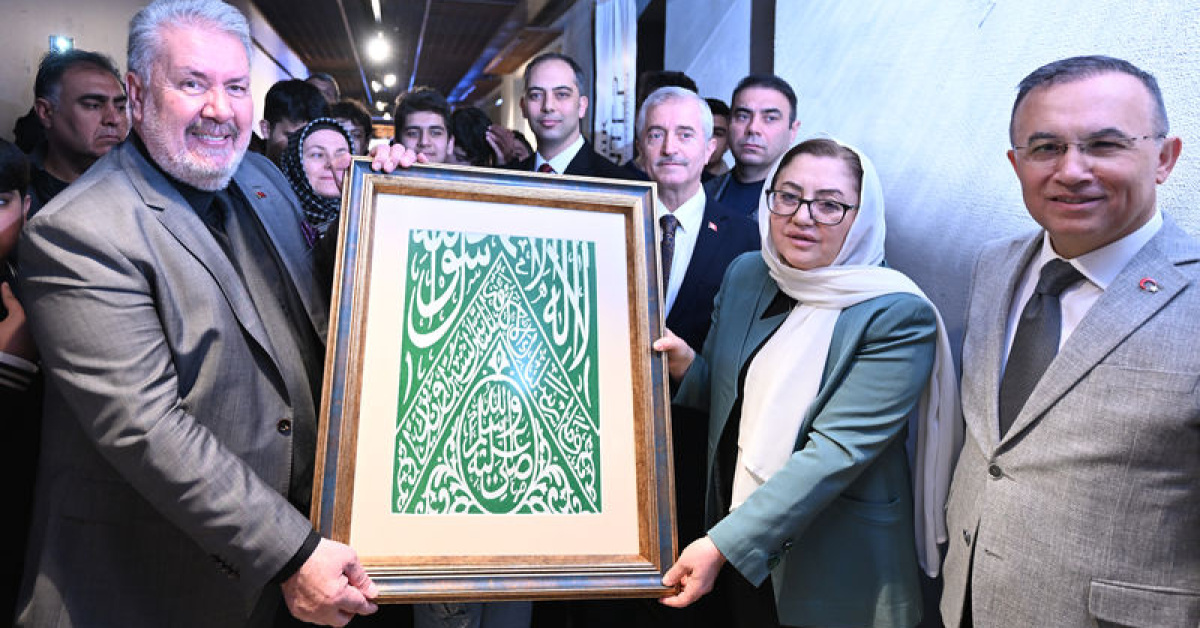Gaziantep’te “Mukaddes Emanetler Sergisi”