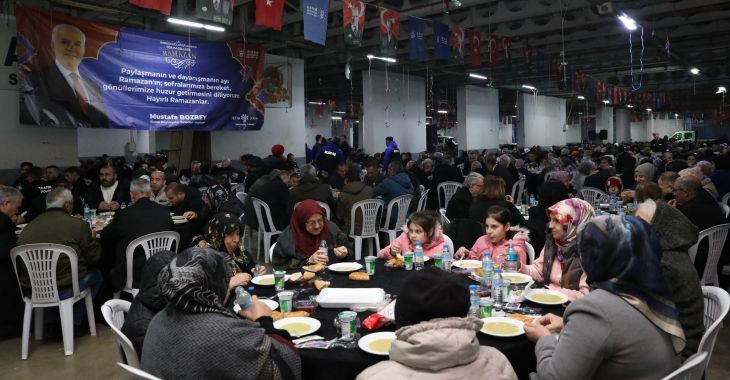 Gemlikliler dayanışma sofrasında buluştu