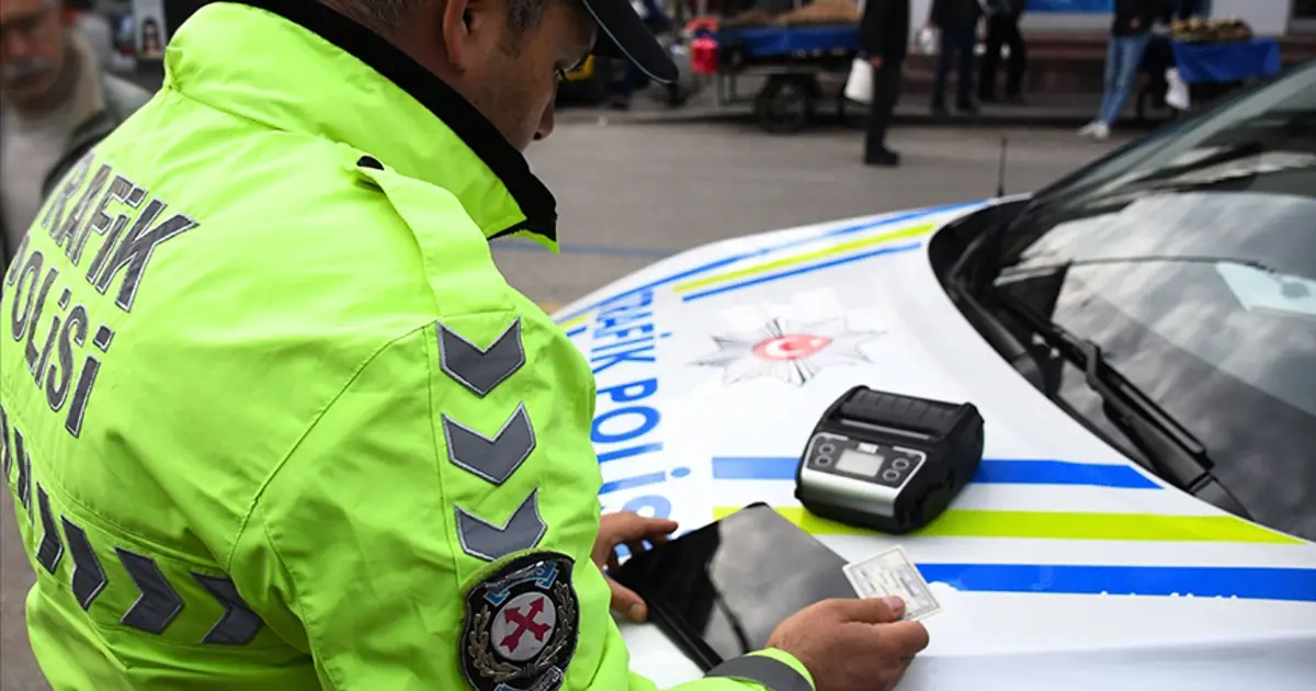 Herkes bu ayrıntıyı merak ediyor. Radar uygulamasında hata payı ne kadar? Hız limiti kaç kilometre aşılırsa radar ceza yazmaz?
