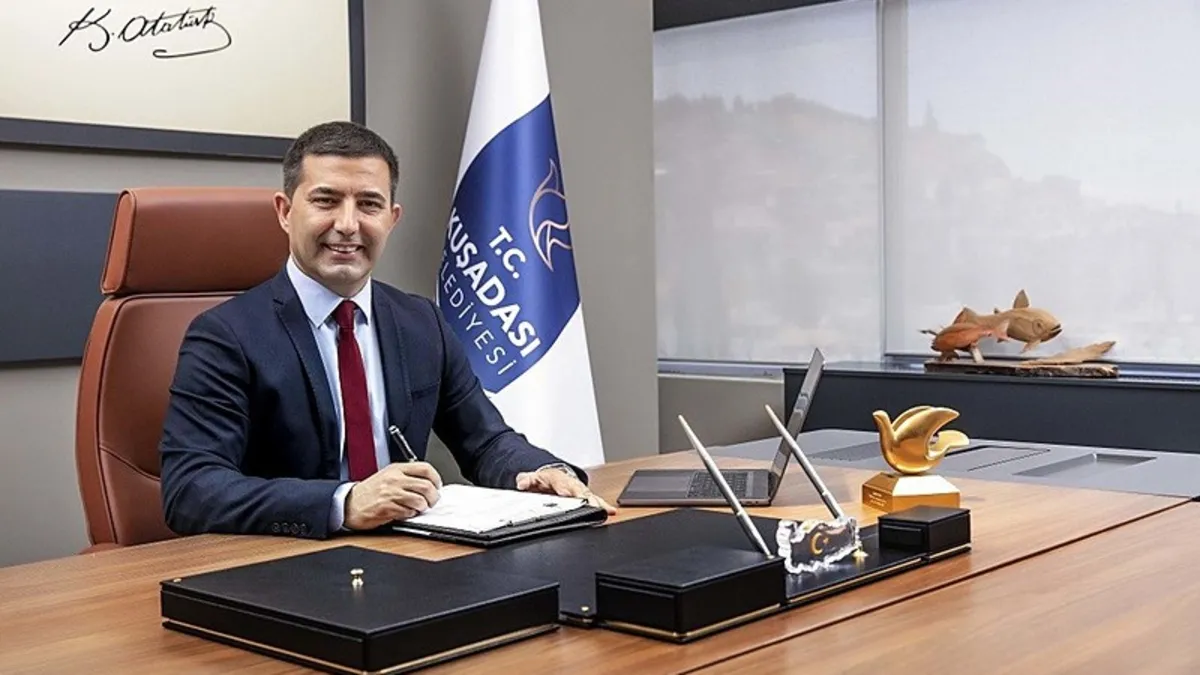 Kuşadası Belediyesi’ne yönelik operasyon: Haraca bağlamışlar
