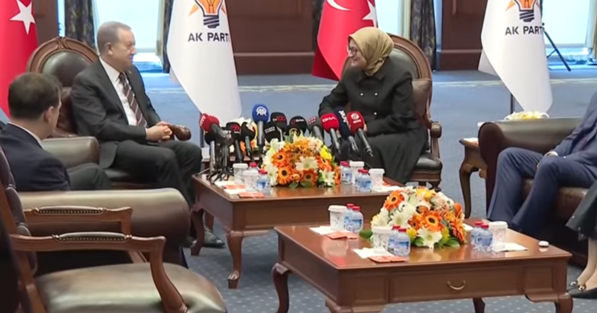 MHP’den AK Parti’ye bayram ziyareti