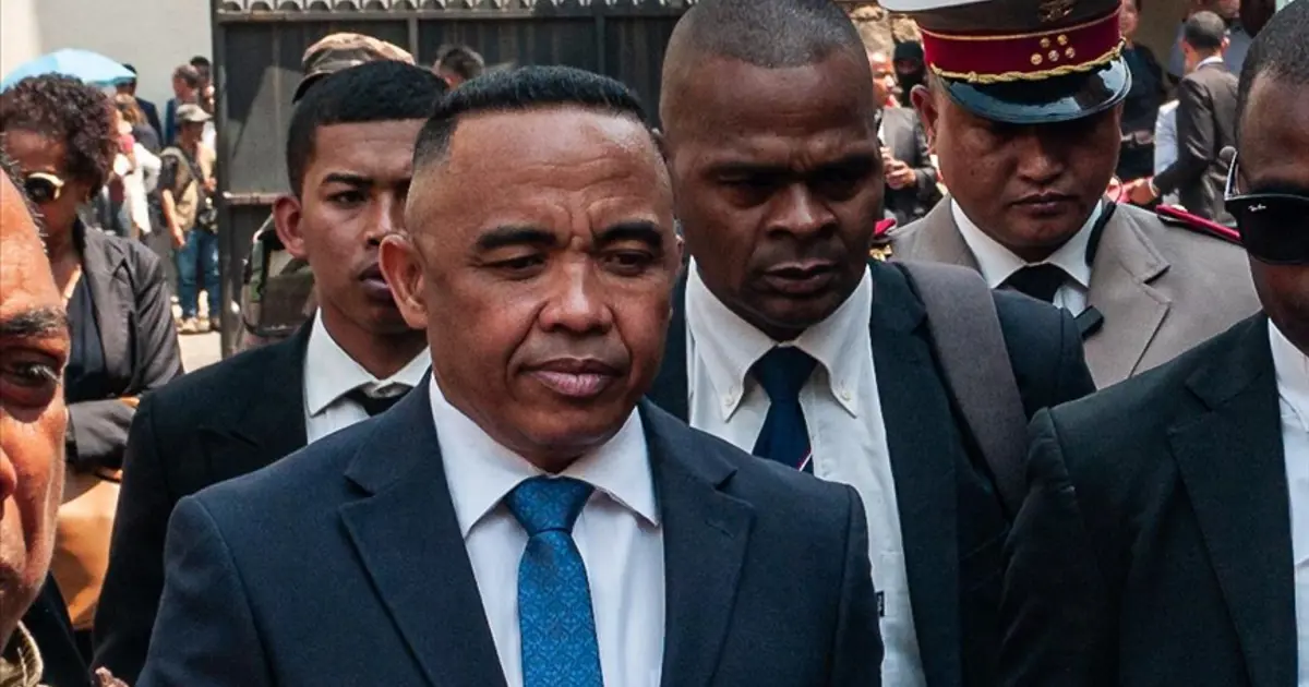 Madagaskar’da başbakan ve kabinesi görevden alındı