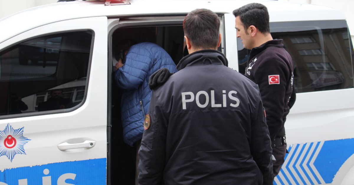 Muhabir, kuyumcu tarafından darp edildi