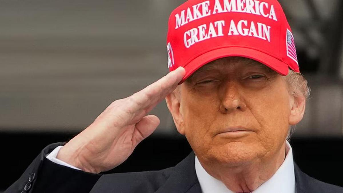 TIME’dan Donald Trump için şapkalı kapak: Make Iran Great Again