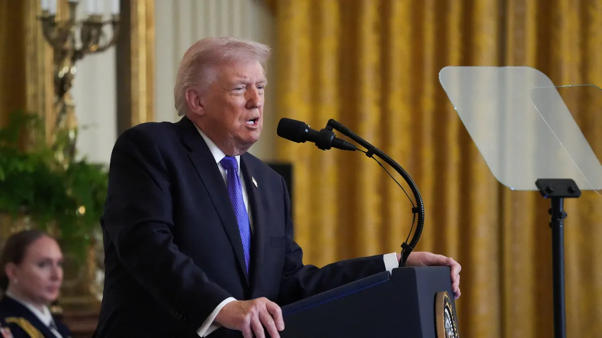 Trump’tan İran’a yeni tehdit: Saldırılar 4-5 hafta sürebilir