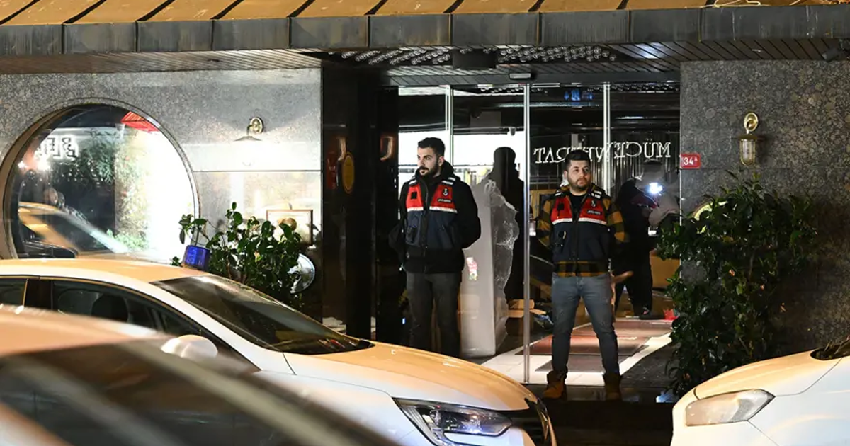 Ünlülere uyuşturucu soruşturmasında yeni etkin pişmanlıklar. Bebek Otel’in müdürü tahliye edildi