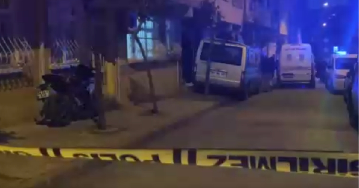 Yangın çıkan binada cansız beden bulundu