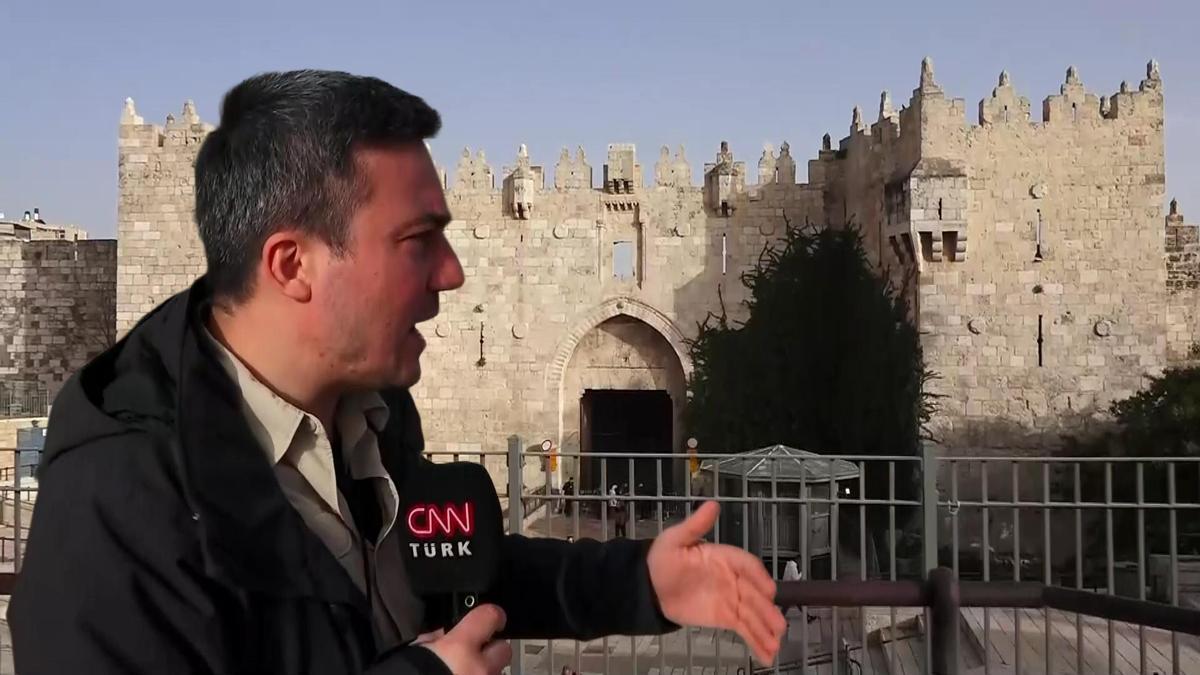 CNN TÜRK ekibinin kaydı durduruldu! Mescid-i Aksa’da namaza yine engel
