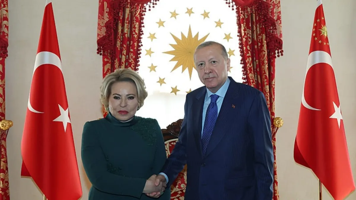 Başkan Erdoğan’dan Dolmabahçe’de diplomasi trafiği: Rusya ve Vietnam heyetlerini kabul etti