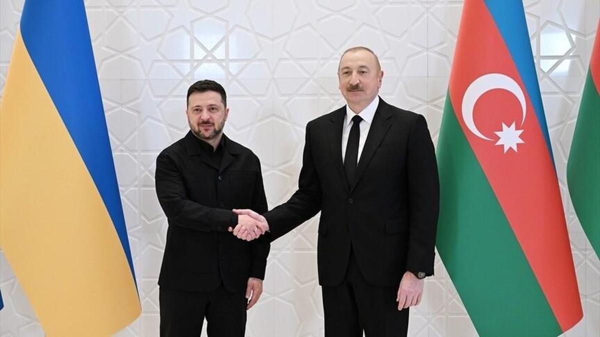 Aliyev ve Zelenskiy Azerbaycan’ın Gebele şehrinde görüştü