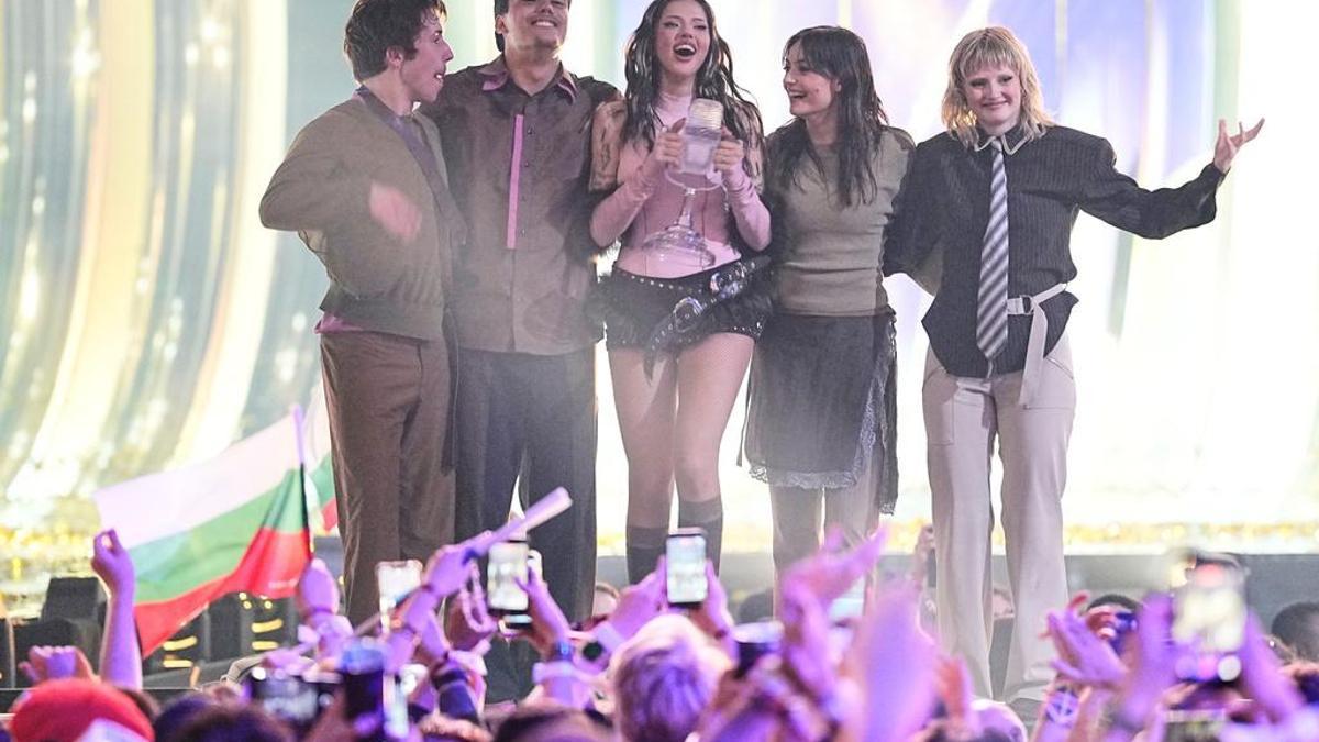 Eurovision’da bir ilk: Komşu kupayı İsrail’in elinden çekti aldı