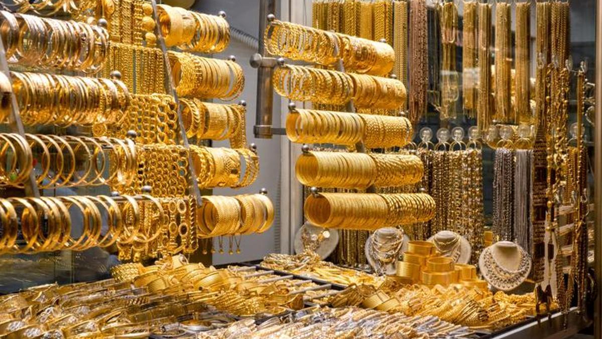 Altın ve petrole diplomasi ayarı geldi! Uzman isimden yatırımcısına ‘sabır’ tavsiyesi