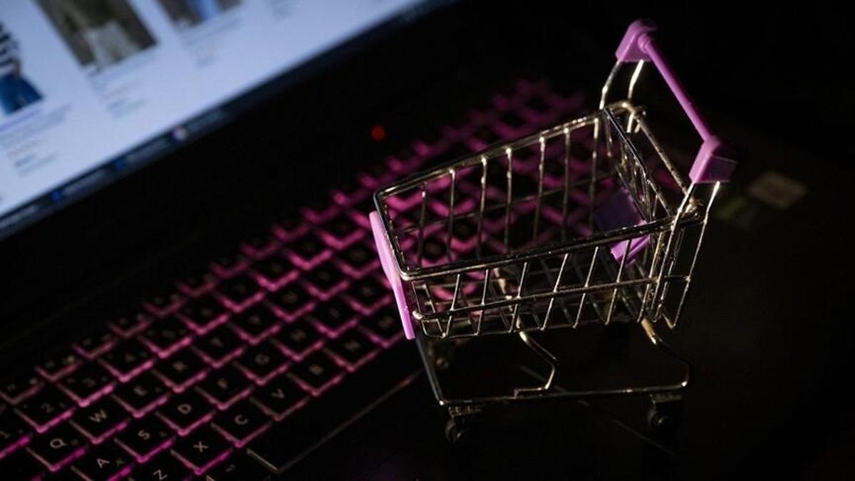 AB’den düşük değerli e-ticaret ürünlerine yeni vergi! 3 avroluk uygulama başlıyor