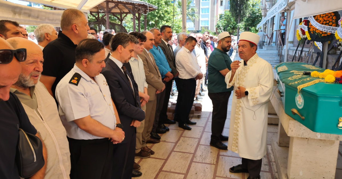 Acı tesadüf! O da kalp krizi geçirdi