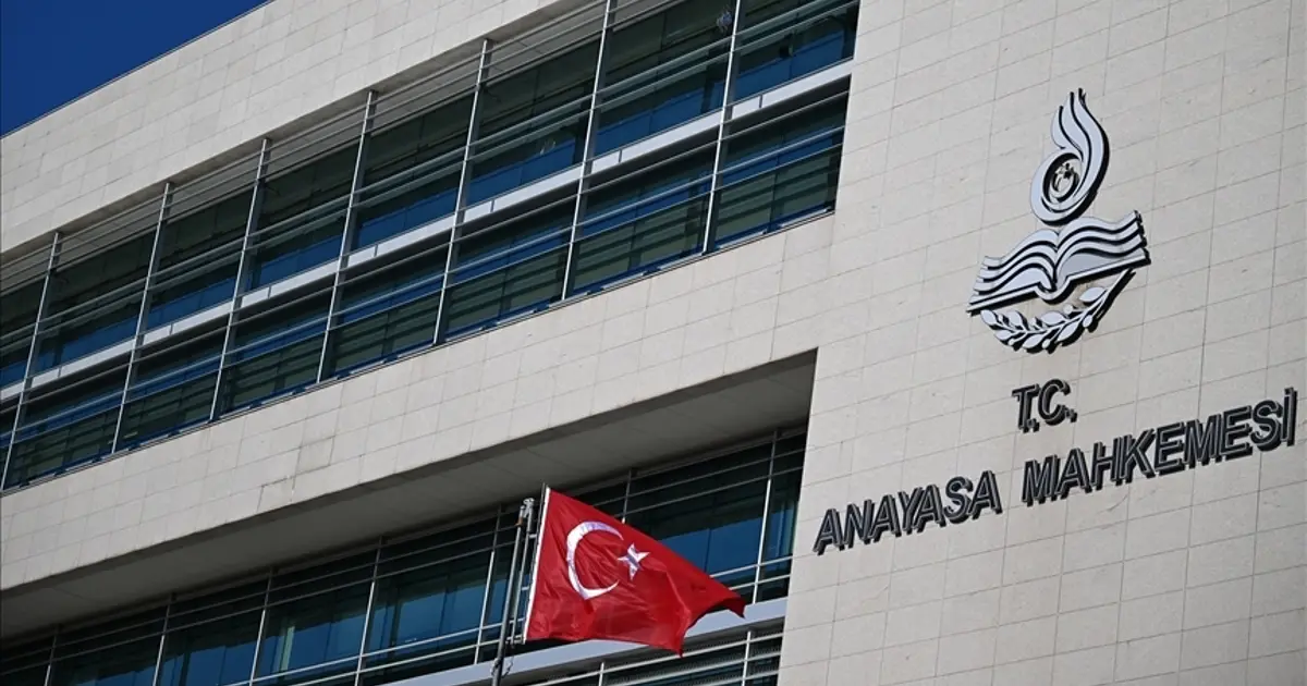 Anayasa Mahkemesi’nden CHP kararı. Amblem başvurusu karara bağlandı