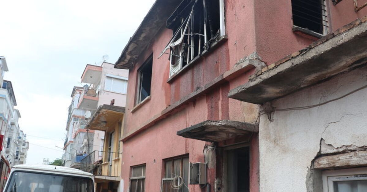 Antalya’da korkutan ev yangını