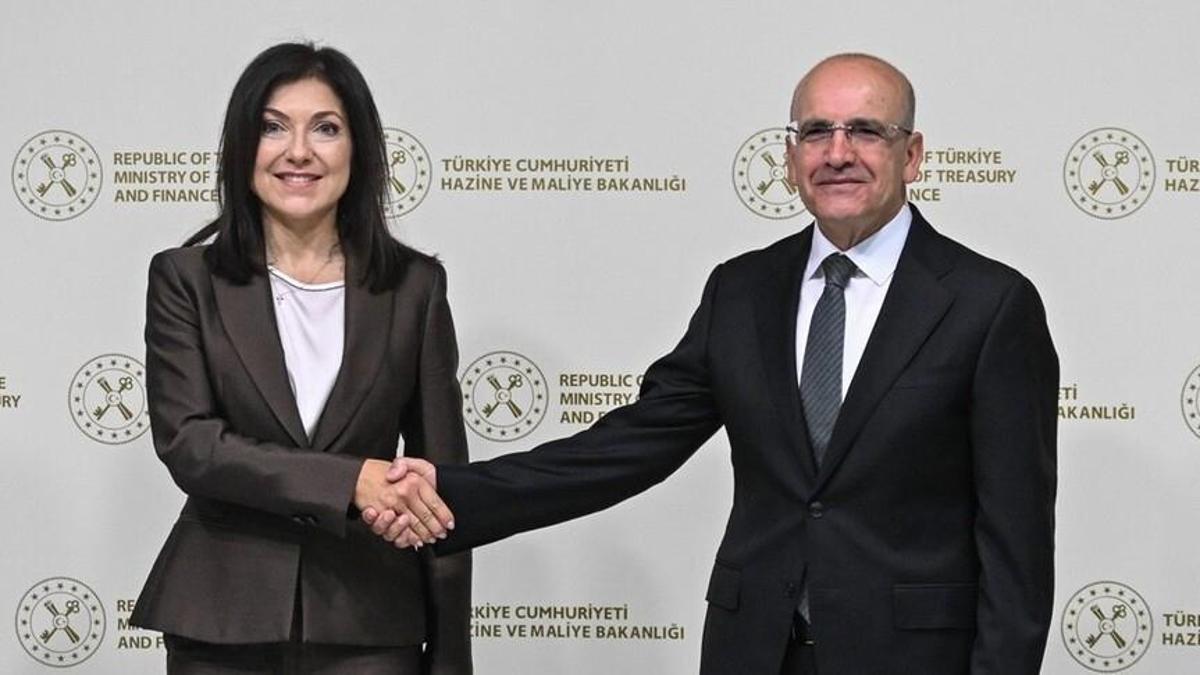 Bakan Şimşek, Almanya Ekonomi ve Enerji Bakanı Reiche ile bir araya geldi