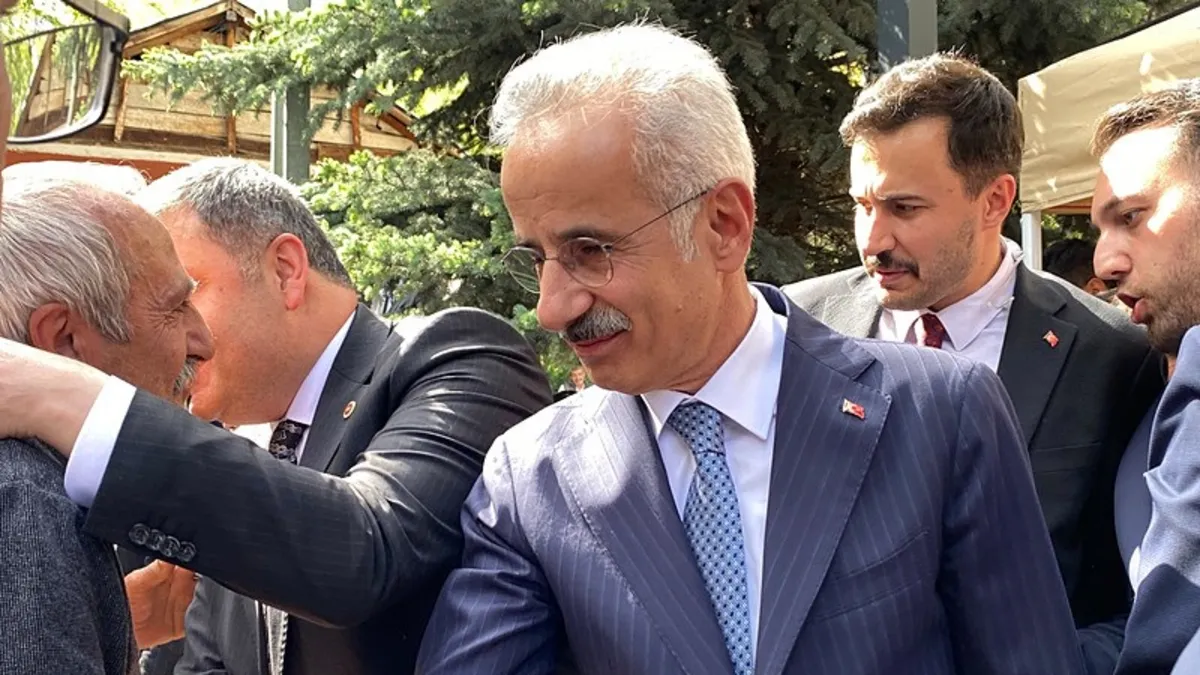 Bakan Uraloğlu açıkladı: Ortalama uçuş trafiğini iki kat aştık