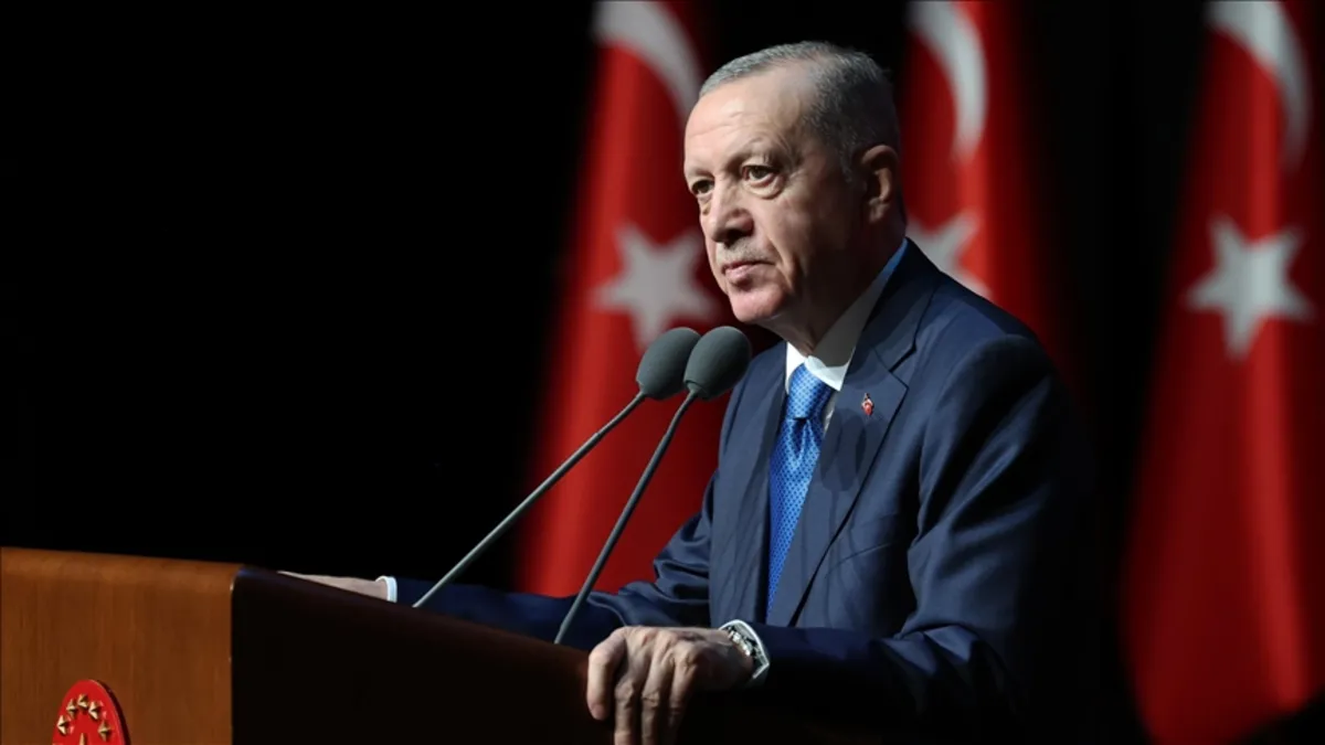 Başkan Erdoğan’dan LGBT uyarısı: Gençlerimizi bunlara meze ettirmeyeceğiz