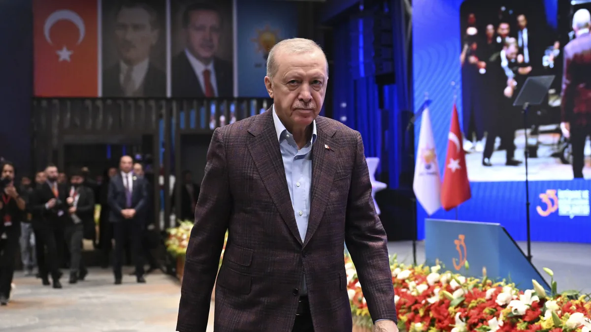 Başkan Erdoğan’dan hadsiz saldırılara sert yanıt: Başörtüsü bu toprakların normalidir