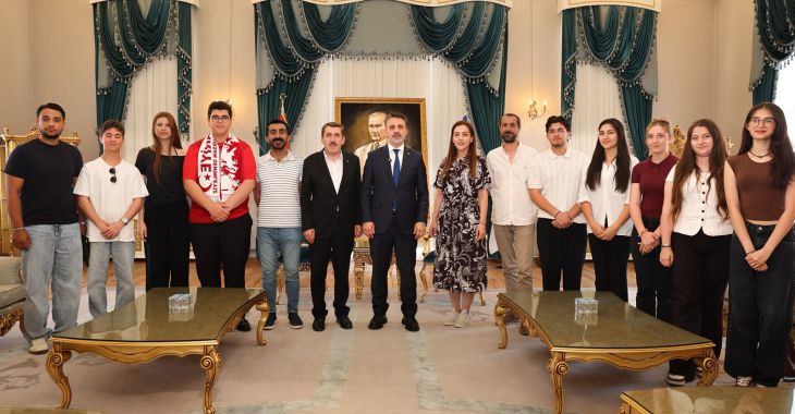 Başkan Vekili Biba, şampiyon marşın bestecilerini ağırladı