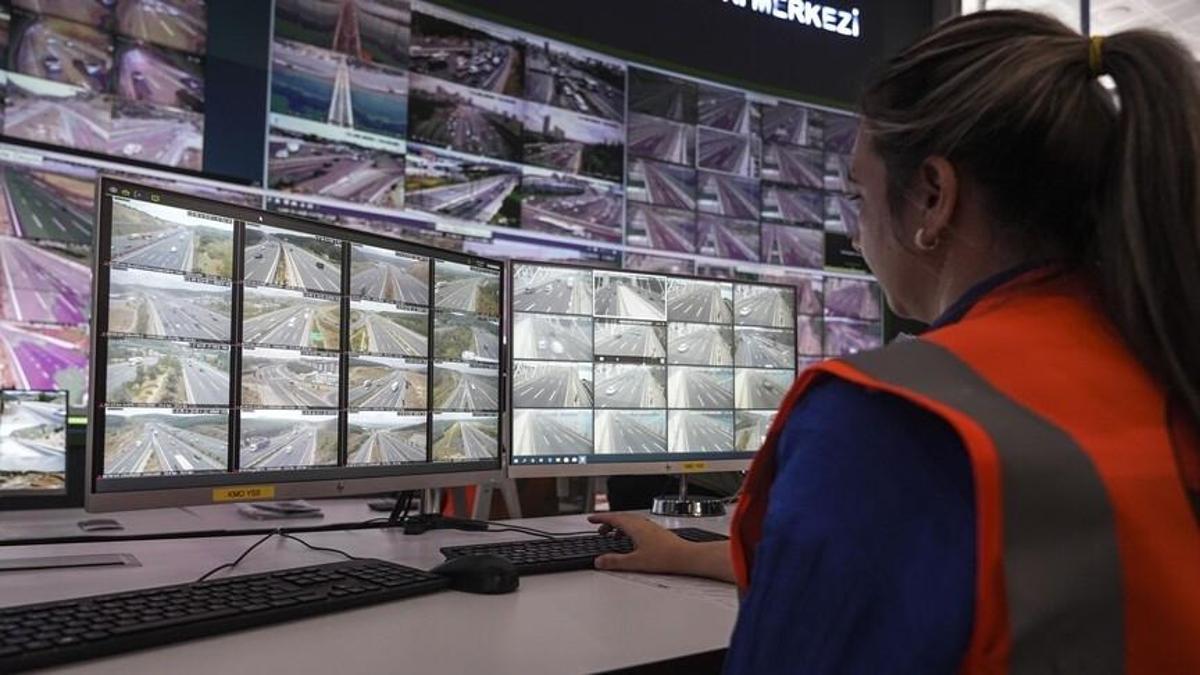 Bayram tatilinde ulaşımda yoğunluk: 29,3 milyon araç geçişi gerçekleşti