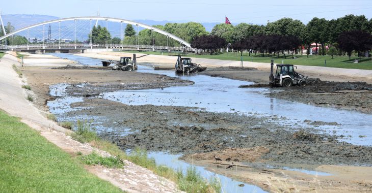 Bursa Büyükşehir’den Hüdavendigar’da dere temizliği