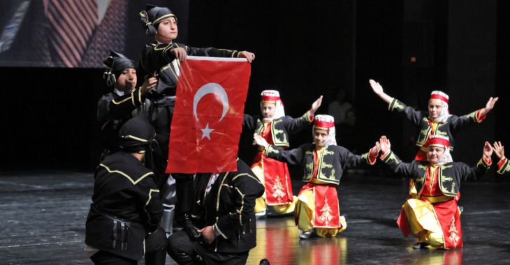 Büyükşehir’den ailelere özel sanat gecesi