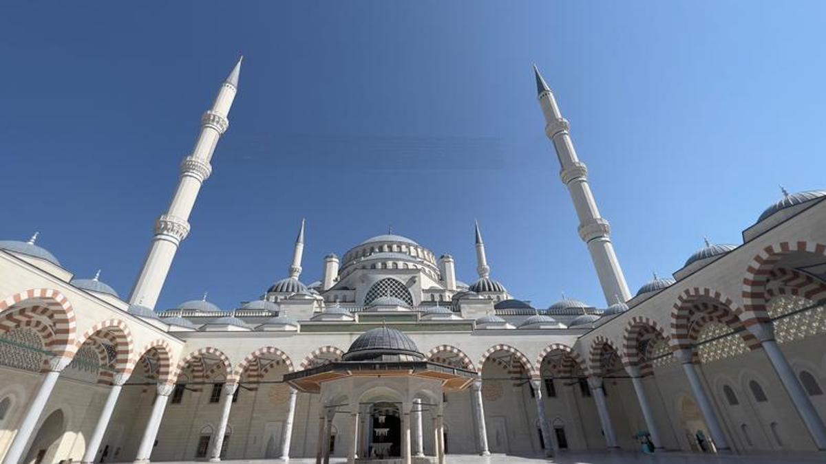 CUMA HUTBESİ KONUSU 12 HAZİRAN 2026: Bu Haftaki Hutbenin Konusu Ne? İşte Cuma Hutbesi Tam Metin!
