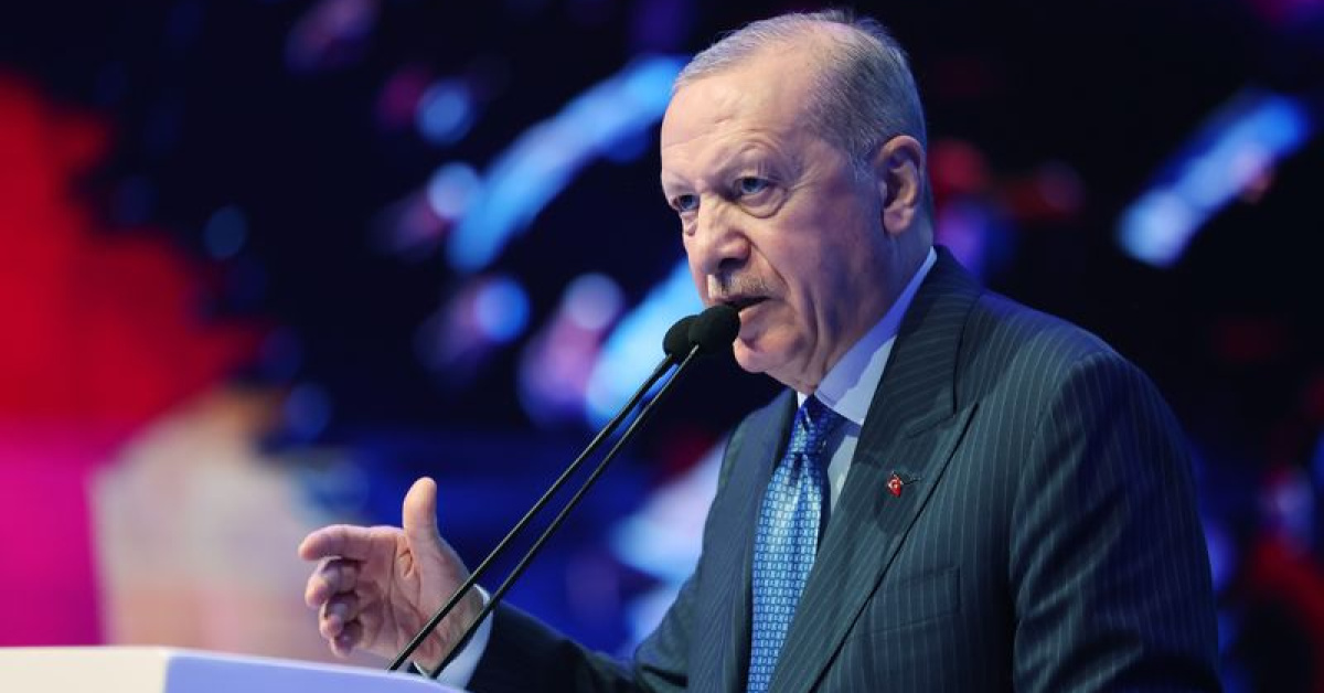 Cumhurbaşkanı Erdoğan, AK Parti çalışma kampında konuşuyor