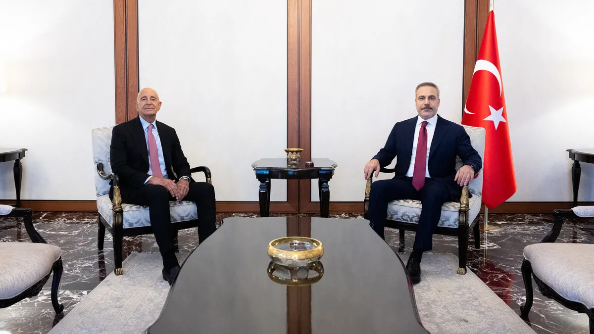 Dışişleri Bakanı Fidan, Tom Barrack’ı kabul etti
