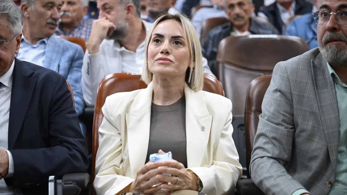 Düzce Akçakoca Belediyesi CHP’den AK Parti’ye geçti!