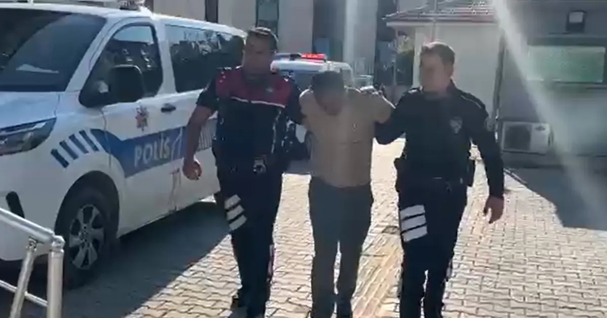 Interpol kırmızı bültenle arıyor. Sahte kimlikle Kütahya’da yakalandı