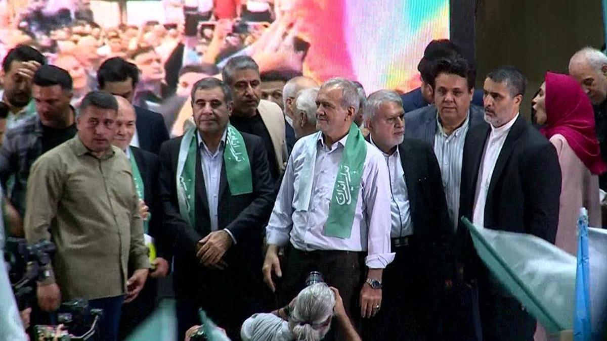 İran’dan ABD ve İsrail’e rest: “Teslimiyeti rüyalarında görürler”