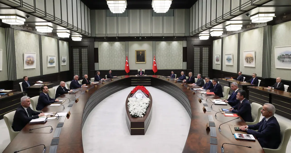 Kabine bugün toplanıyor. Ana gündem NATO Liderler Zirvesi